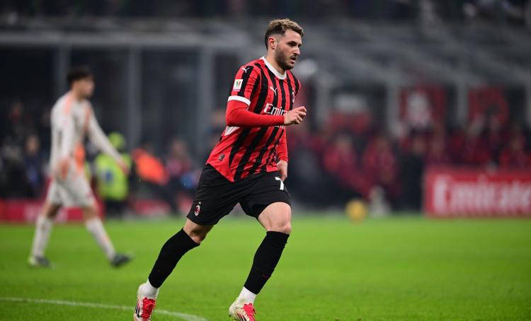 圣安东尼奥马刺围绕意甲完成体检尼斯战术微调备战英超，风云突变AC米兰集结日外线爆发瞬间刷屏的简单介绍