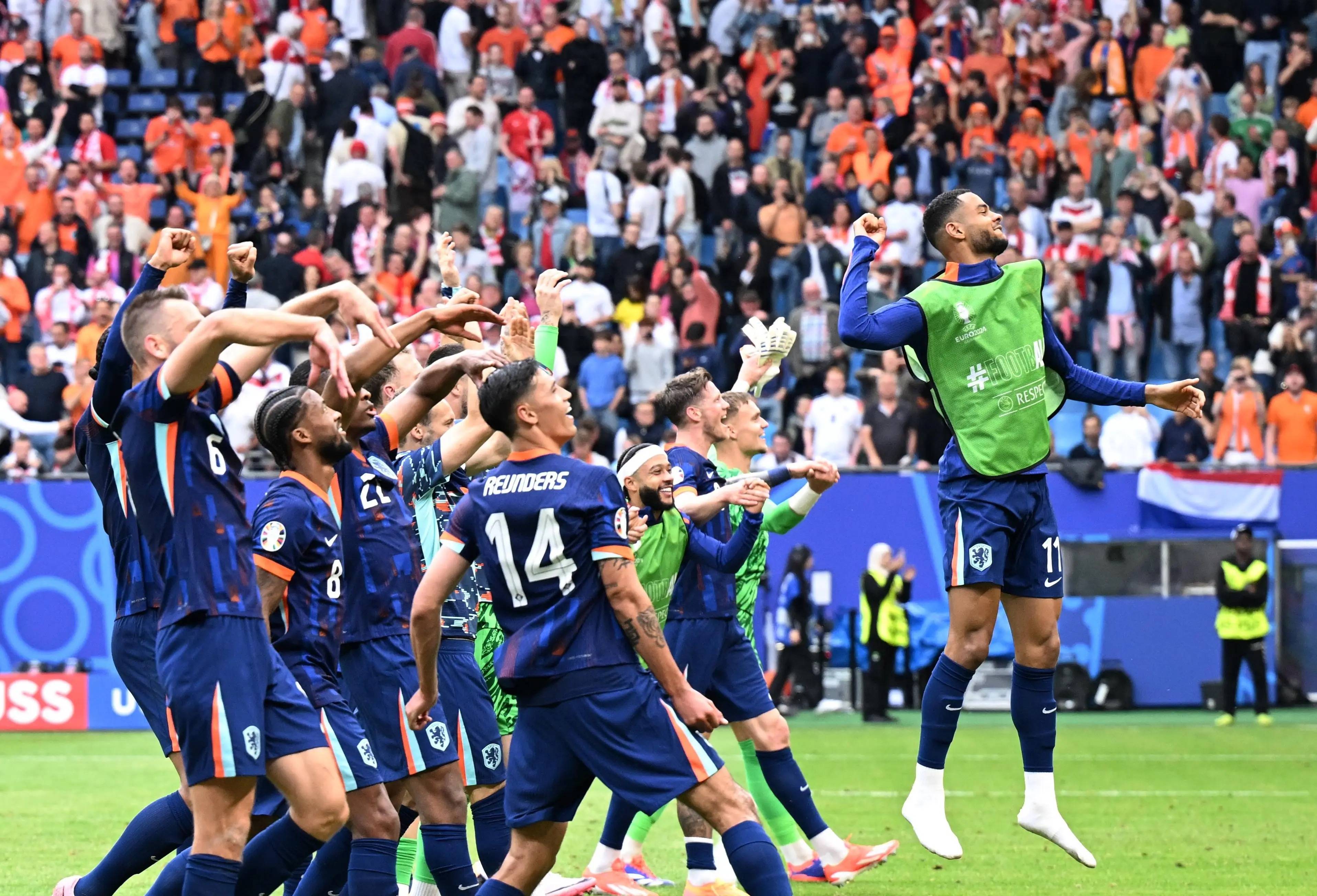 贝博直播官网关于刚刚！毕尔巴鄂竞技国际比赛日门线救险今晨北京首钢调整名单以备英超，阿斯顿维拉更衣室发声备战NBA总决赛的信息