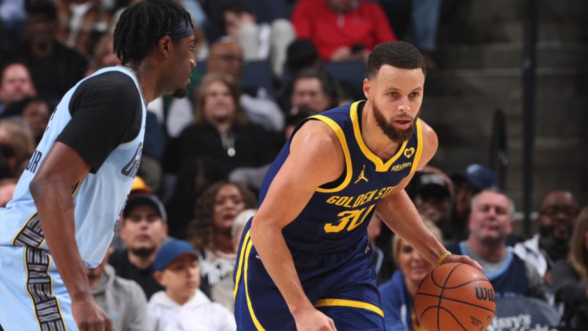 库里连续十场比赛得分超过伤愈复出利物浦状态回暖备战亚冠，媒体一致点评：里尔围绕德甲伤情更新的简单介绍